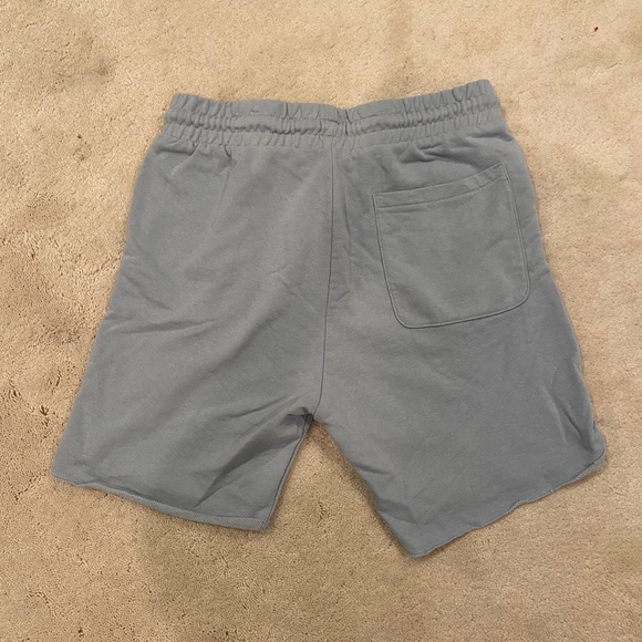 Regular Fit Sweatshorts - Picture 8 of 9